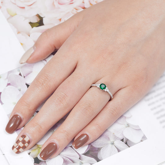 Gnoce Elegant Round Cut Emerald Ring Platinum-plated Silver Blend_3