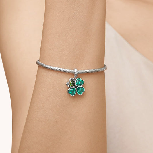 Gnoce Projection Four Leaf Clover Photo Charm Platinum-plated Silver Blend_7