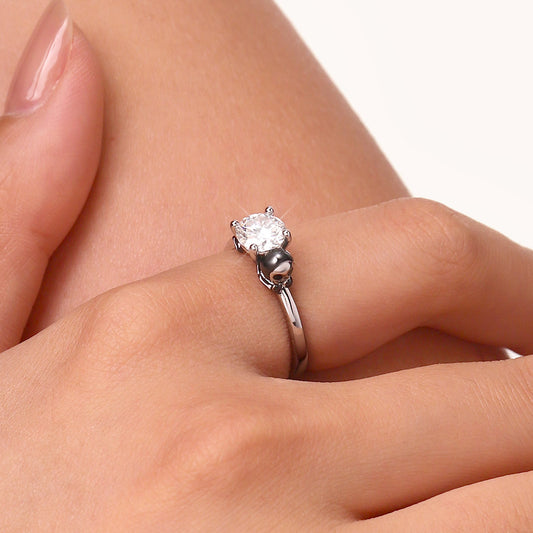 Gnoce Skeleton Gingerbread Man Embraces Moissanite Round Cut Ring_9