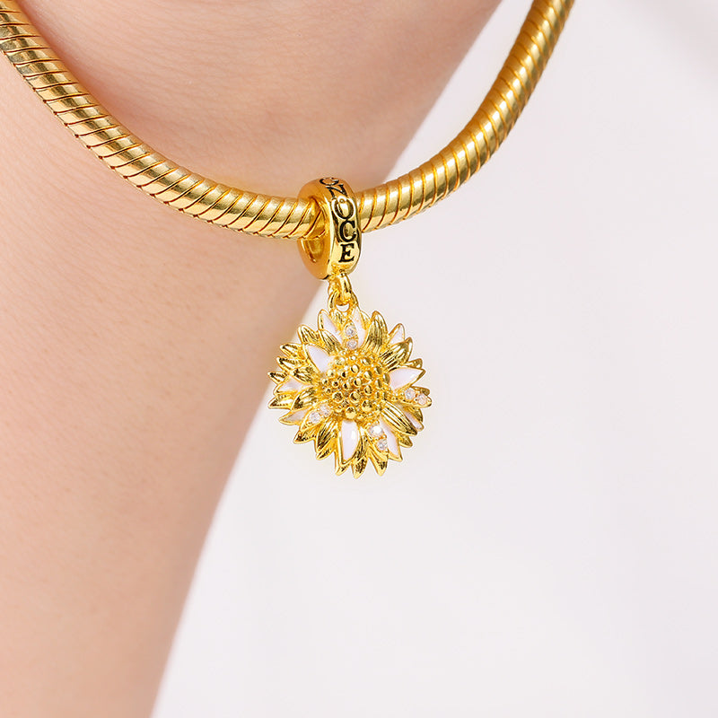 Gnoce Sunflower Charm_3