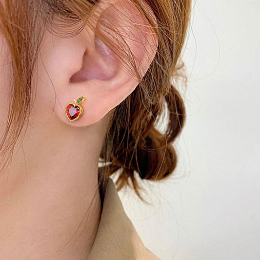 Gnoce Apple Stud Earring_3
