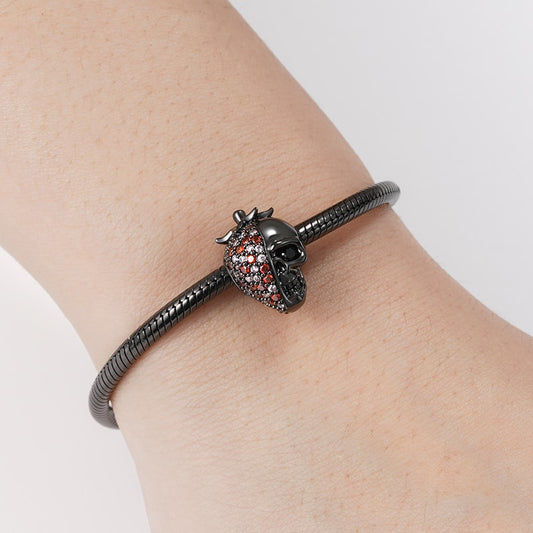 Gnoce Strawberry Skull Charm_3