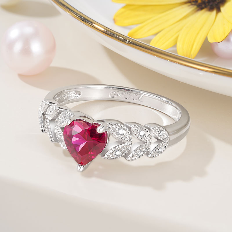 Gnoce Heart Cut Garnet Engagement Ring Platinum-plated Silver Blend_4