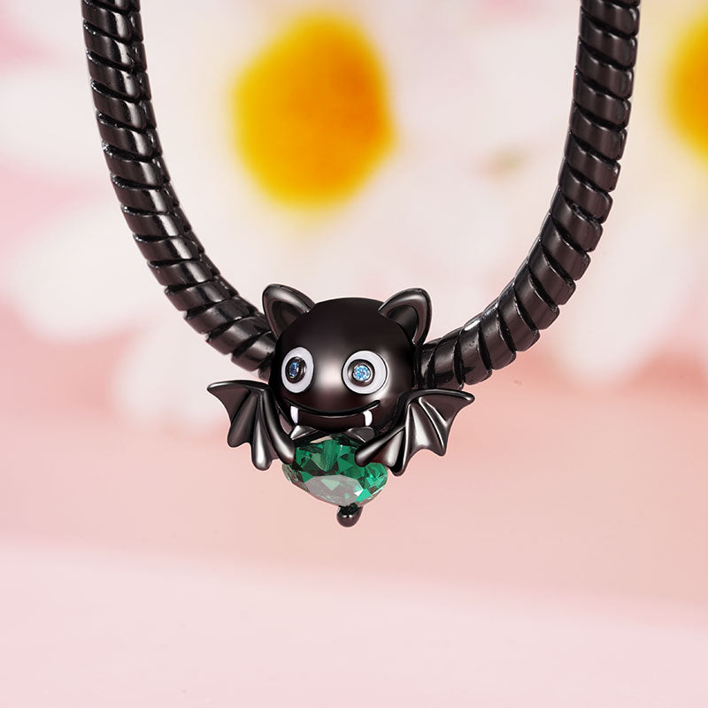Gnoce Evil Bat Embraces Heart Gem Charm_3