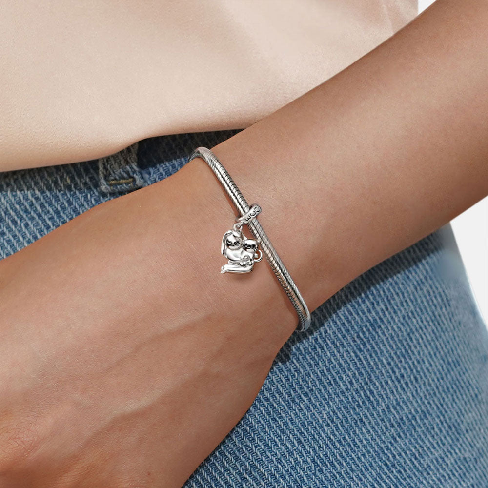 Gnoce A Lovely Girl Embraces Cat Charm Platinum-plated Silver Blend_5