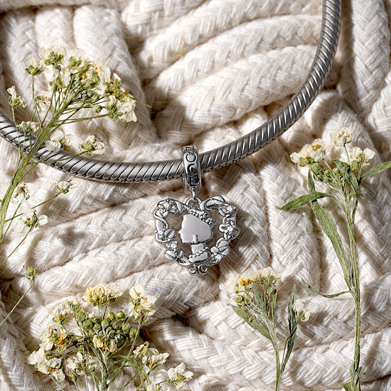 Gnoce Elegant Queen & Flower Charm Platinum-plated Silver Blend_3