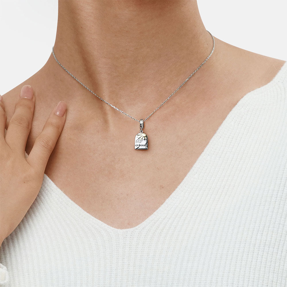 Gnoce "God is good" Charm_7