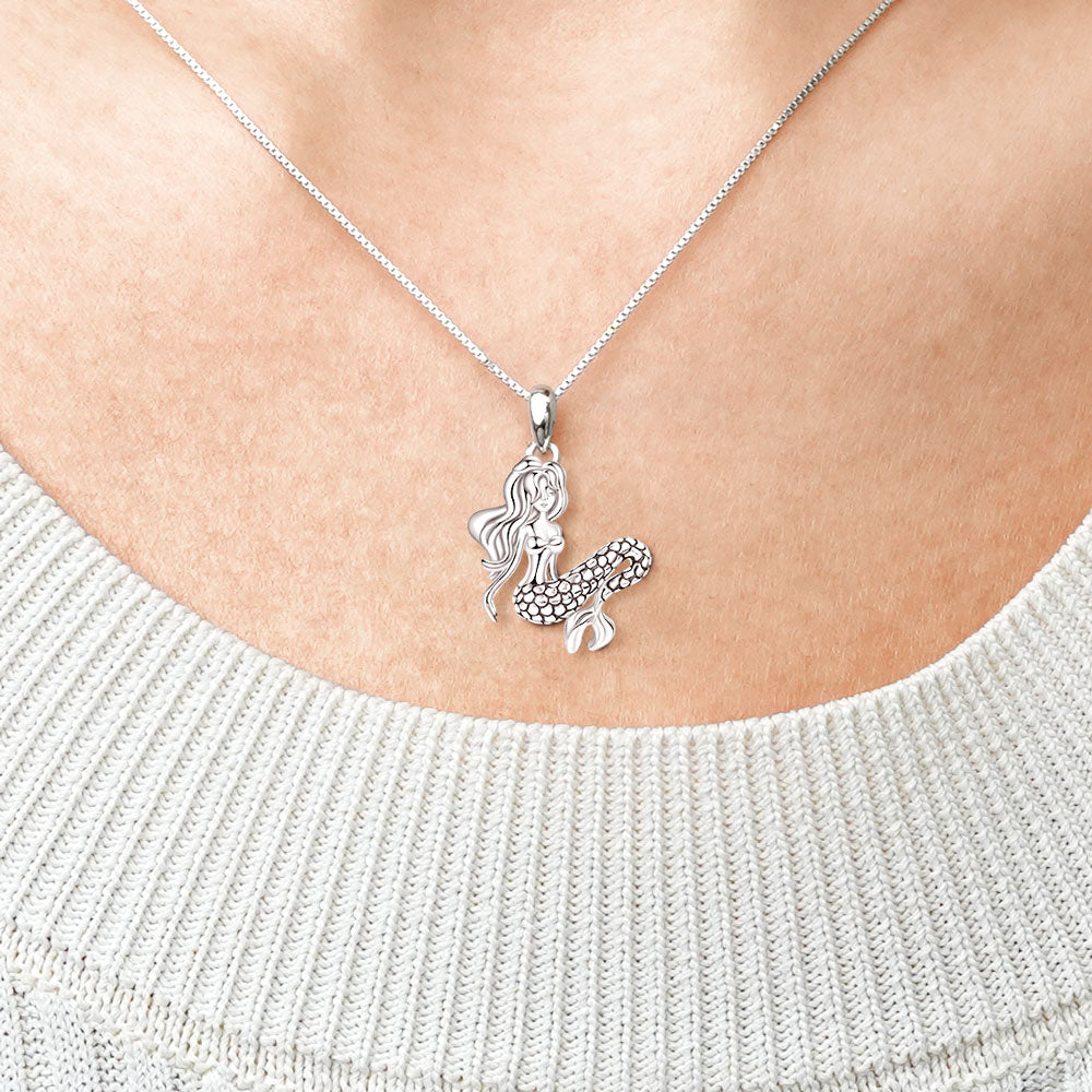 Gnoce Sleeping Mermaid Necklace Platinum-plated Silver Blend_4