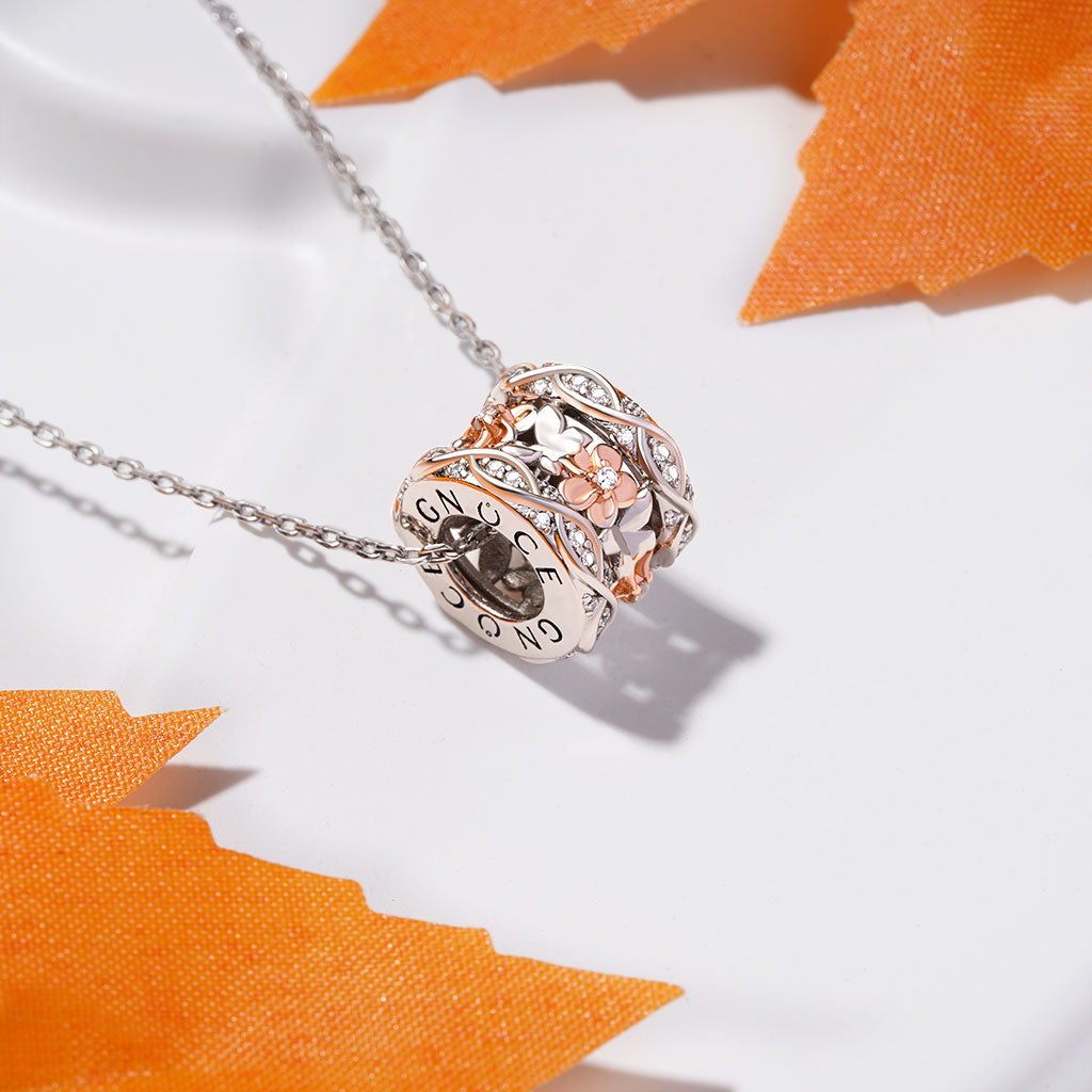 Gnoce Flower Butterfly Pendant Necklace_3