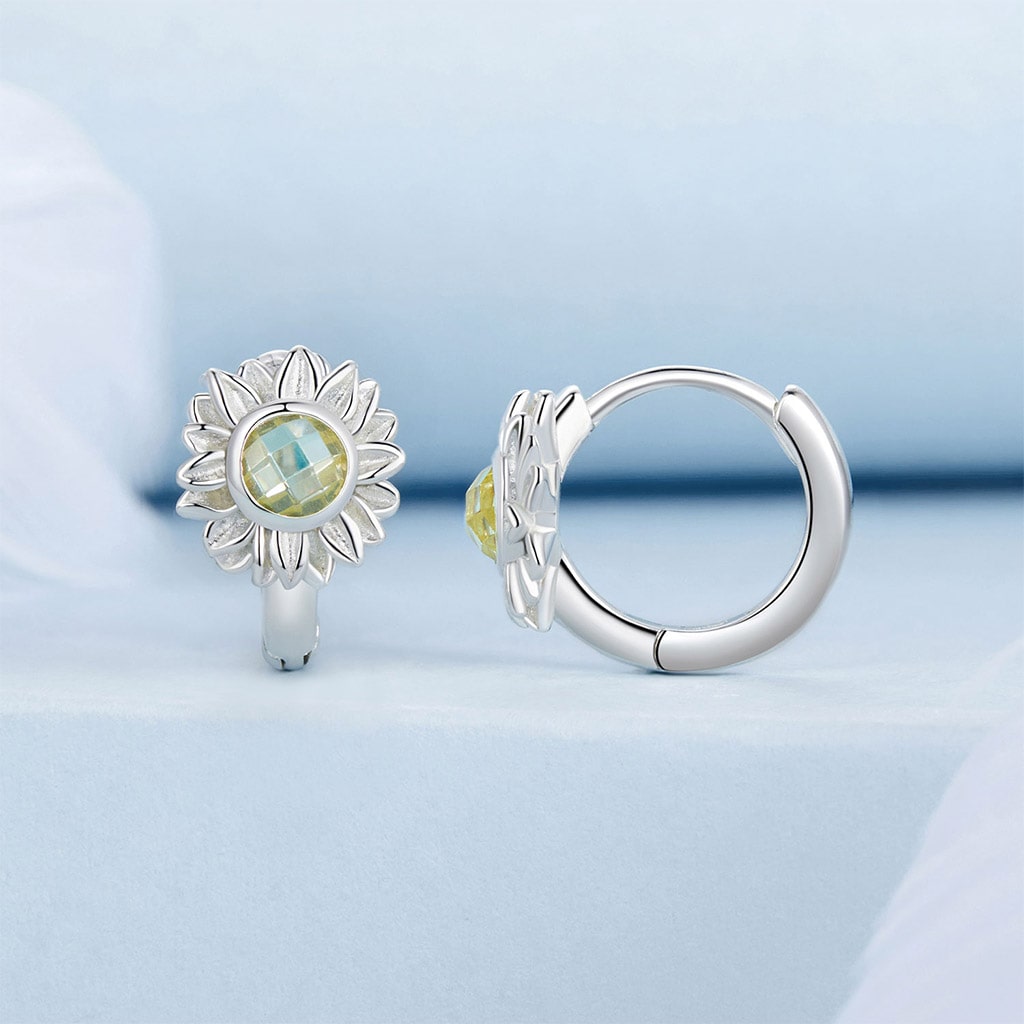 Gnoce Sunflower Stud Earrings_2
