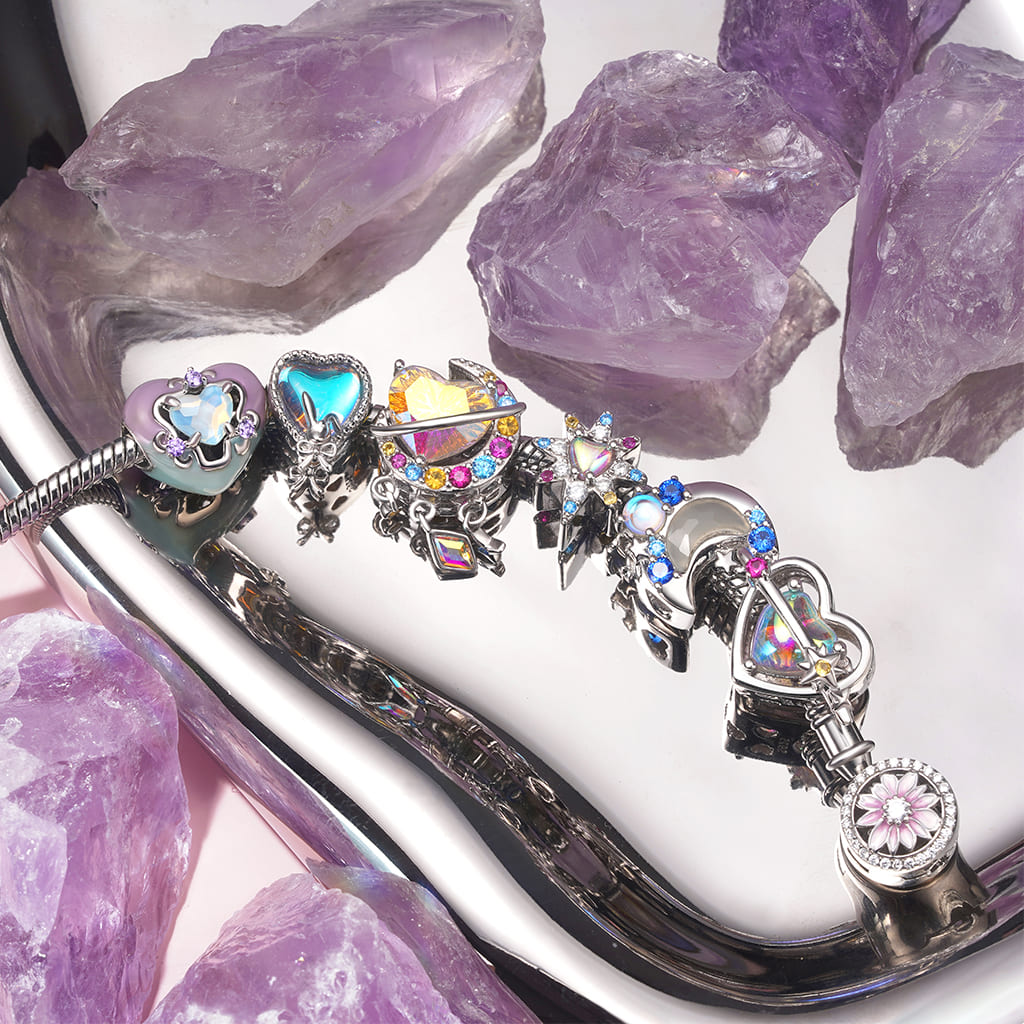 Gnoce Colorful Heart Surround The Moon Charm_3