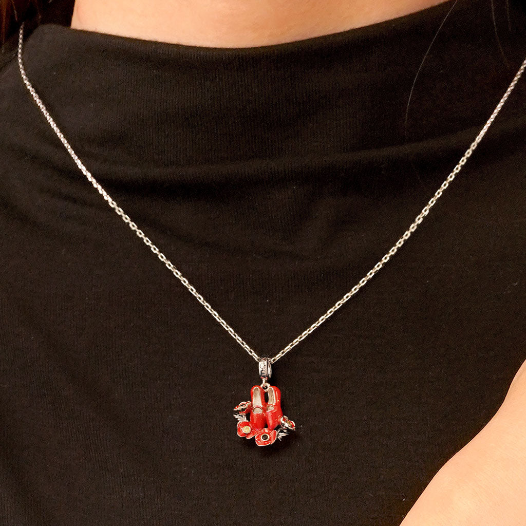 Gnoce The Wonderful Wizard of Oz Ruby Slippers Pendant Dangle Charm_5