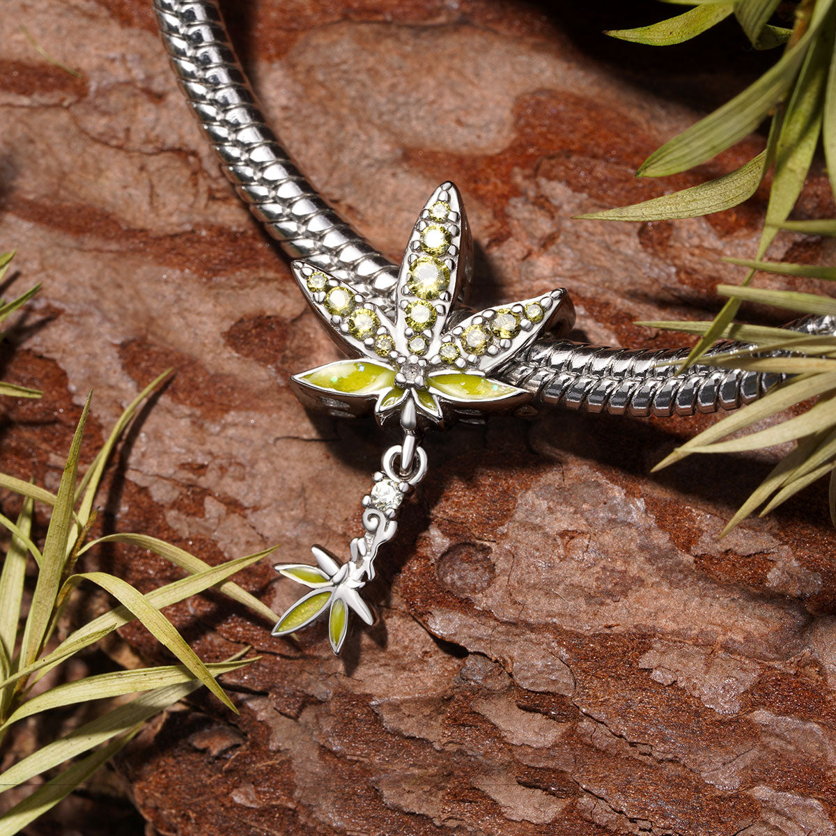 Gnoce Green Plant Pot Leaf Charm_3