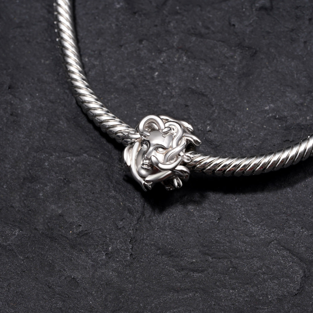 Gnoce Mythical Gorgon Medusa Head Charm_3