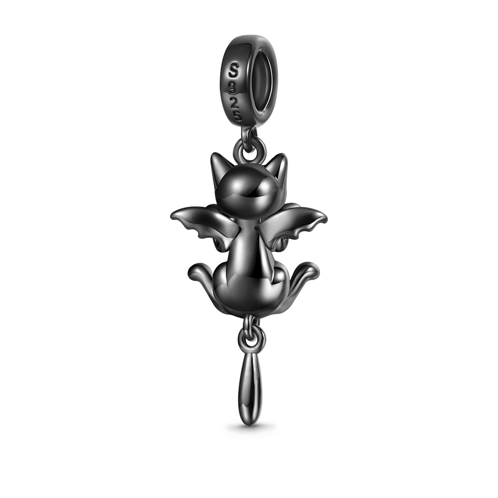 Gnoce Black Cat with Bat Wings Charm_2