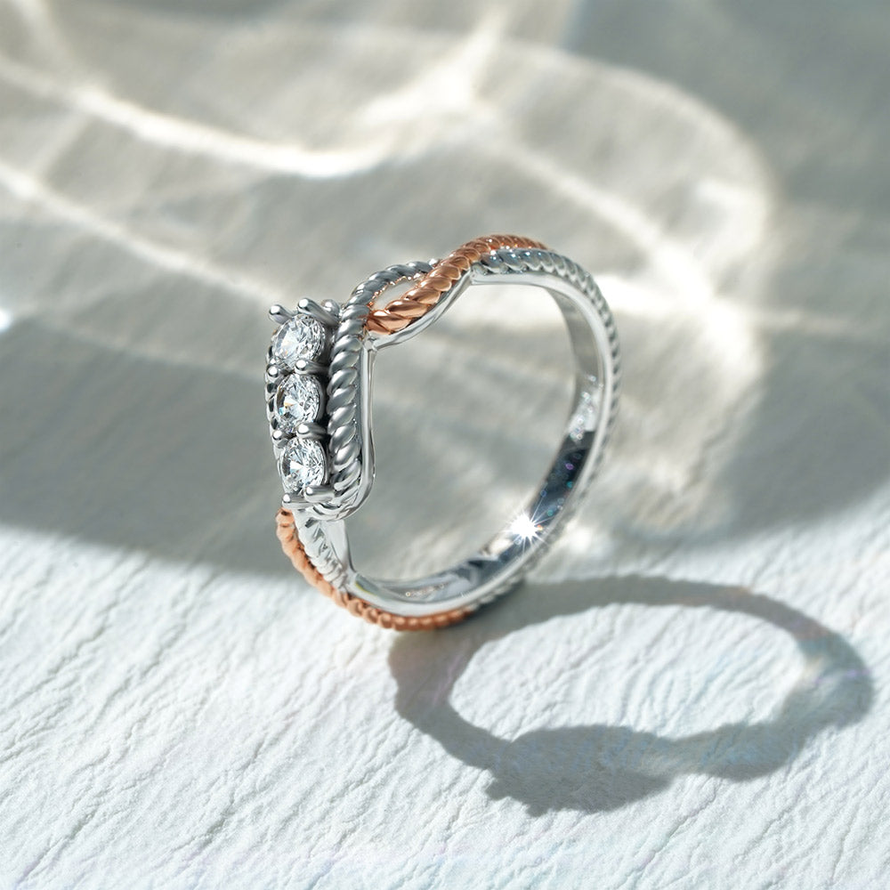 Gnoce Three Stone Twisted Ring Platinum-plated Silver Blend_4