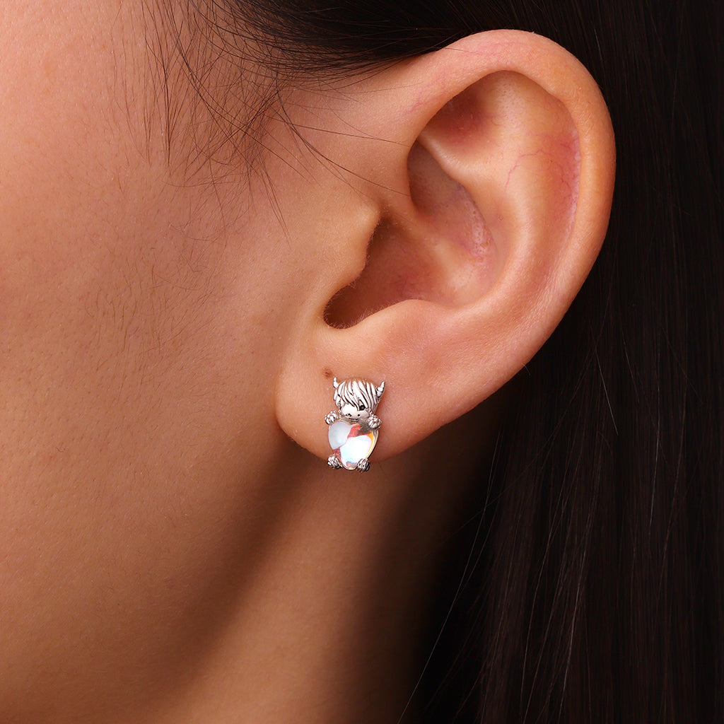Gnoce Highland Cow Embraces Moonstone Earrings Platinum-plated Silver Blend_5