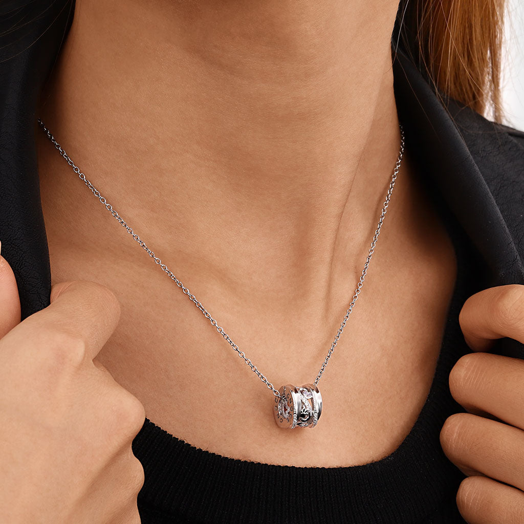 Gnoce Paws & Love Heart Twisted Drum Pendant Necklace_5