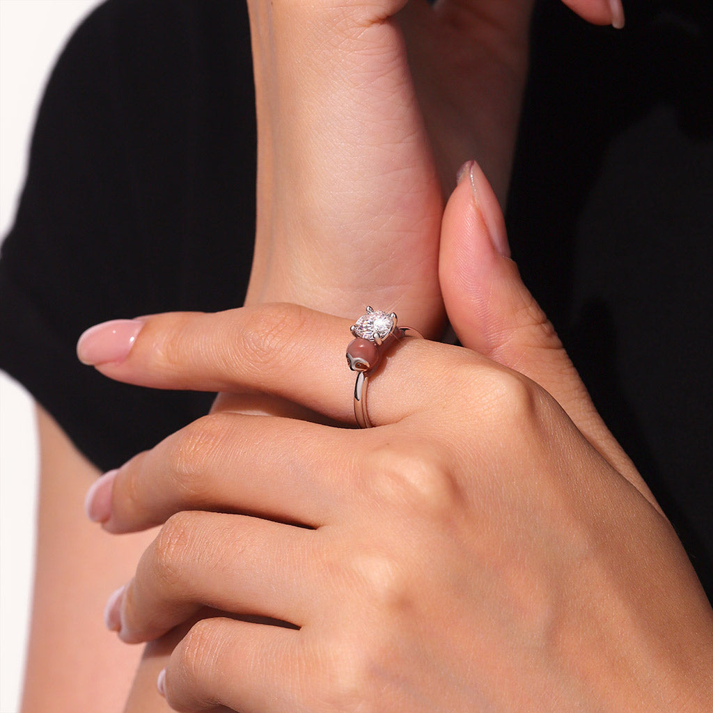 Gnoce Sloth Embraces Moissanite Round Cut Ring_8