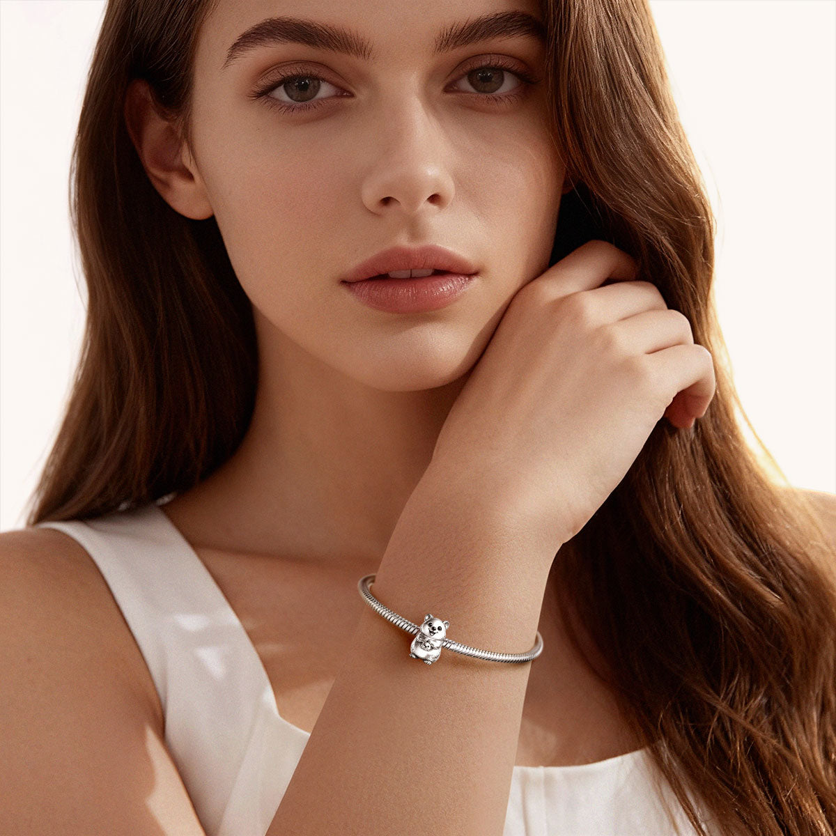 Gnoce Quokka Embraces Baby Charm Platinum-plated Silver Blend_4