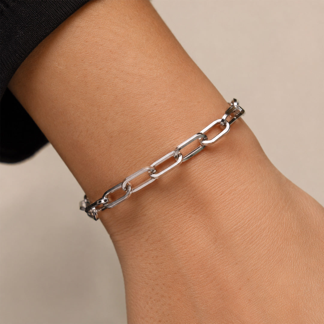 Gnoce Smooth Elongated Oval Link Bracelet_2
