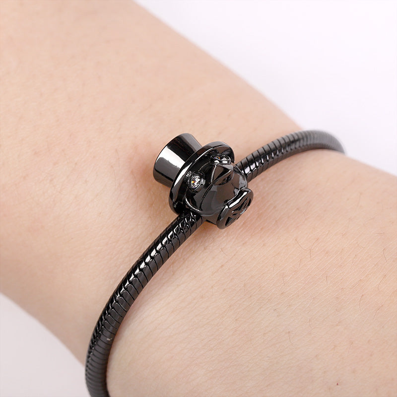 Gnoce Doctor Schnabel Charm_3